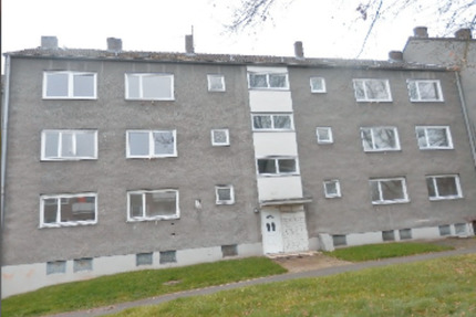 4,5-Zimmer Wohnung im 1. OGrechts, ruhige Lage, Balkon und Keller - Blomberg