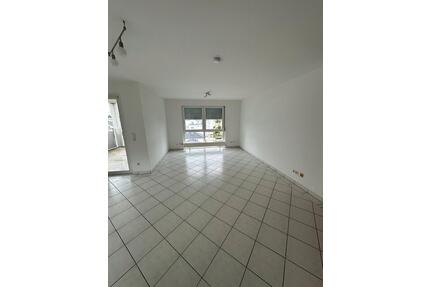 5 Zimmer Wohnung Fernwärme - 1.470,00&nbsp;EUR Kaltmiete, ca.&nbsp; 112,00&nbsp;m&sup2; in Villingen-Schwenningen (PLZ: 78052)