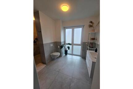 2 Zimmer Wohnung - 1.090,00&nbsp;EUR Kaltmiete, ca.&nbsp; 75,00&nbsp;m&sup2; in Waldbröl (PLZ: 51545)