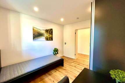 WG-Zimmer in München 880,00 € 11 m²