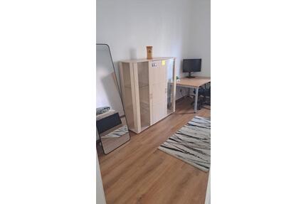 WG Zimmer sehr Zentral Koblenz - 565,00&nbsp;EUR Kaltmiete, ca.&nbsp; 16,00&nbsp;m&sup2; in Koblenz (PLZ: 56068)