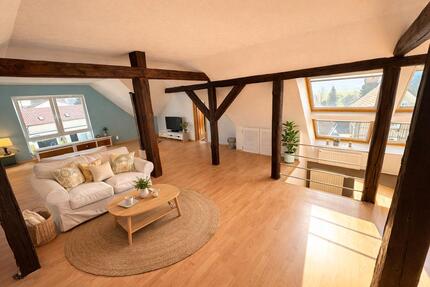 Moderne 2 Zimmer Dachgeschoss Wohnung in Coswig | EBK+STELLPLATZ