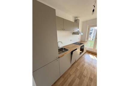 Schöne & Große 4 - Zimmer Wohnung - Nürnberg St Johannis