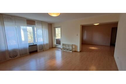 2,5 Zimmer Erdgeschosswohnung mit Balkon - Bad Kissingen