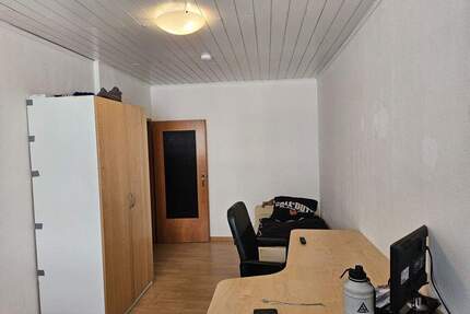 Helle 2-Zimmer-Wohnung mit Balkon in ruhiger Lage sucht neuen Mieter - Mannheim Neckarstadt