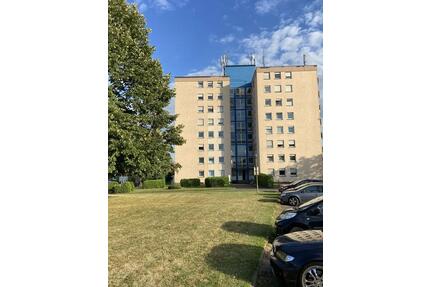 Renovierte 4 Zimmer Wohnung mit Balkon in GroßostheimRingheim