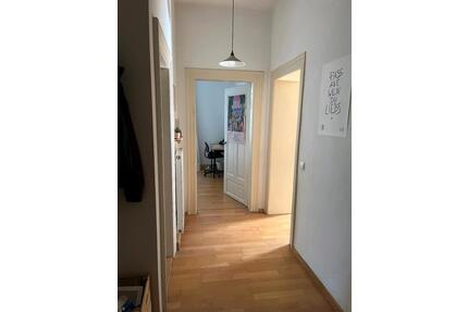 2-Zimmer-Altbauwohnung in Altstadtnähe - WG geeignet - Regensburg Das Dörnberg