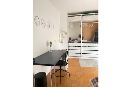 WG Zimmer zu vermieten nur Female S2Anbindung - Frankfurt am Main Ostend