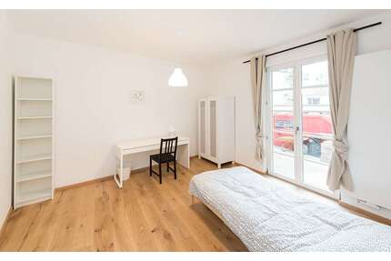 WG-Zimmer in München 925,00 € 13 m²