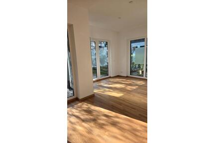 Terrassenwohnung Wilmersdorf - 1.300,00&nbsp;EUR Kaltmiete, ca.&nbsp; 61,00&nbsp;m&sup2; in Berlin (PLZ: 14199) Charlottenburg-Wilmersdorf