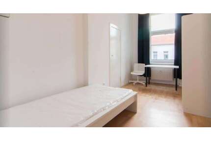 WG-Zimmer in Berlin 690,00 € 14 m²