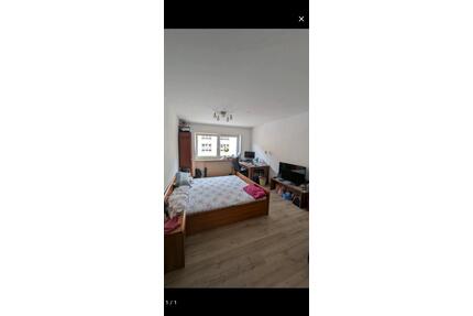 Privates zimmer in einer 2 zimmer wohnung zur langfristigen(frau) - Nürnberg Gärten bei Wöhrd