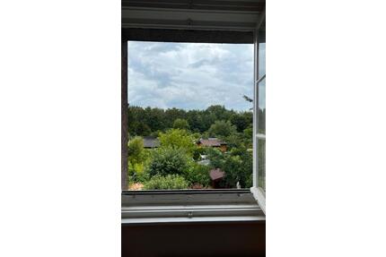 Zimmer in Berlin-Neulölln - 450,00&nbsp;EUR Kaltmiete, ca.&nbsp; 17,00&nbsp;m&sup2; in Berlin (PLZ: 12057) Neukölln