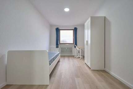 WG-Zimmer in Düsseldorf 609,00 € 9 m²