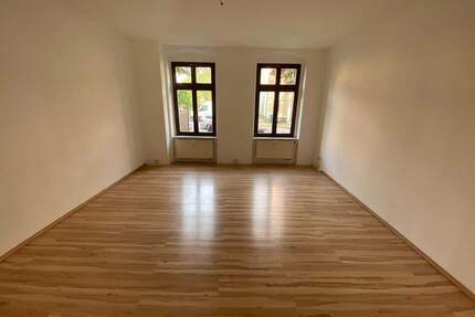 EBK mögl. !!! zwei 25m² große Zimmer 1. Monat kaltmietfrei ! - Chemnitz Kaßberg