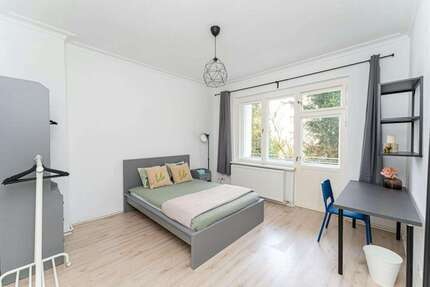WG-Zimmer in Berlin 700,00 € 16 m²