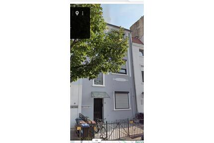 Erdgeschoss 3-Zimmer-Wohnung in Top-Lage Görlitzer Str. - Bremen Burglesum