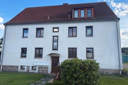 Ab sofor in Irfersgrün 3 Zimmer Wohnung 58qm m. Autostellplatz - Lengenfeld
