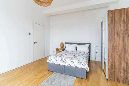 WG-Zimmer in Berlin 735,00 € 23 m²