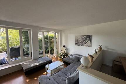 Lichtdurchflutete 2-Zimmer Wohnung mit eigener Terasse - Bönningstedt