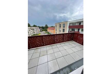 Über den Dächern von Stein - 2-Zimmer mit Balkon und Einbauküche