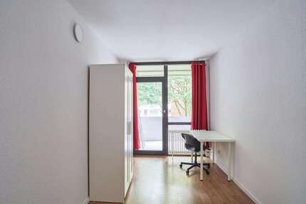 WG-Zimmer in Düsseldorf 609,00 € 10 m²