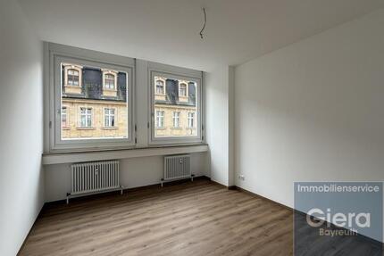 Renoviertes WG-Zimmer in der Fußgängerzone - Bayreuth City