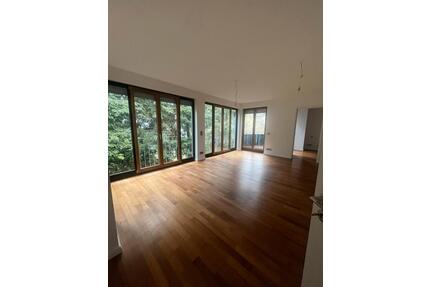 Helle 2,5 Zimmer Wohnung in Solln - Ottobrunn