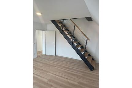 175 m² | 4 Zimmer | 3 Bäder | Maisonette über 2 Ebenen IAb sofort - Gehrden