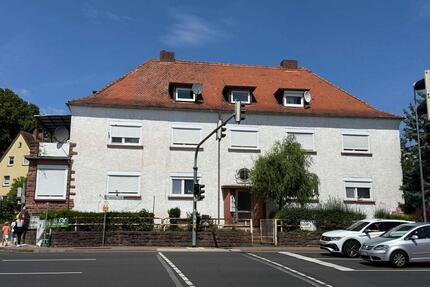 Großzügige 3 Zimmer Dachgeschosswohnung in zentraler und gefragter Wohnlage von Gelnhausen