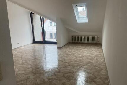 Schöne 2 Zimmer Wohnung in Bad Homburg Gonzenheim - Bad Homburg vor der Höhe Berliner Siedlung/Gartenfeld