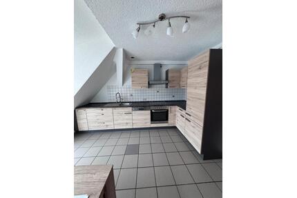 4 Zimmer Wohnung - 900,00&nbsp;EUR Kaltmiete, ca.&nbsp; 110,00&nbsp;m&sup2; in Rietheim-Weilheim (PLZ: 78604)