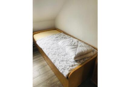 WG Zimmer Gelsenkirchen - 450,00&nbsp;EUR Kaltmiete, ca.&nbsp; 25,20&nbsp;m&sup2; in Gelsenkirchen (PLZ: 45889) Gelsenkirchen-Mitte