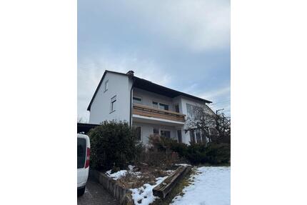 Kernsanierte 3 Zimmer Wohnung mit Balkon - Ichenhausen