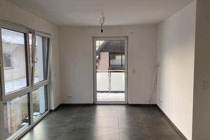 Neubau: Helle 2-Zimmer Wohnung mit Balkon und Stellplatz - Hövelhof