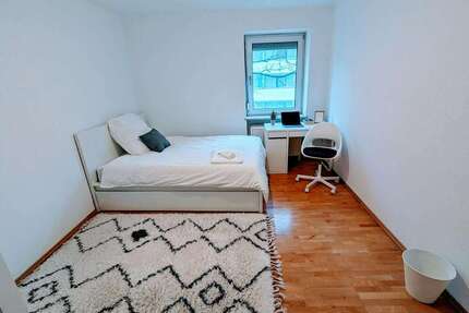 WG-Zimmer in München 975,00 € 15 m²