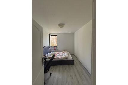 WG Zimmer - 550,00&nbsp;EUR Kaltmiete, ca.&nbsp; 120,00&nbsp;m&sup2; in Aachen (PLZ: 52072) Aachen-Mitte