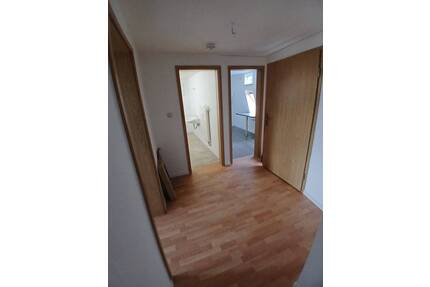Renovierte 3-Zimmer Wohnung - 295,00&nbsp;EUR Kaltmiete, ca.&nbsp; 59,60&nbsp;m&sup2;&nbsp;Wohnfl&auml;che in Reichenbach (PLZ: 08468)