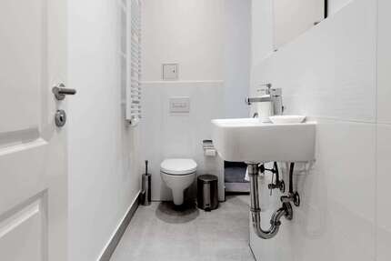 WG-Zimmer in Berlin 1.200,00 € 63 m²