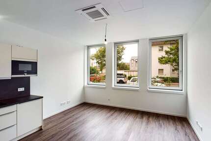 Wohnung zum Mieten in Frankfurt am Main 895,00 € 27.45 m²