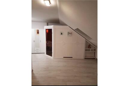 Moderne Ferienwohnung mitte Kassel mit sauna & balkon