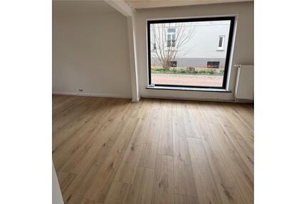 Modernisierte 5 Zimmer Wohnung mit Gartennutzung - Elsfleth