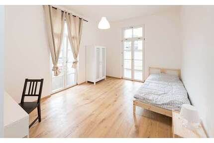 WG-Zimmer in München 865,00 € 12 m²