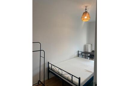 WG-Zimmer mit Balkon in ReinickendorfWedding - Berlin