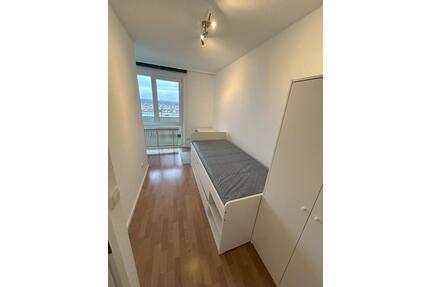 Helles WG-Zimmer mit Balkon in Frankfurt Niederrad – sofort verfügbar! - Frankfurt am Main
