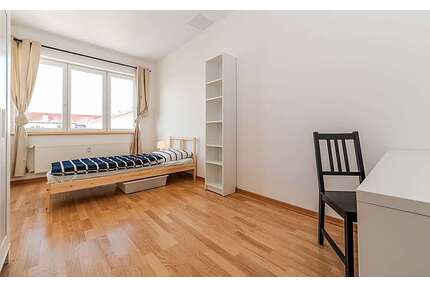 WG-Zimmer in Berlin 590,00 € 14 m²