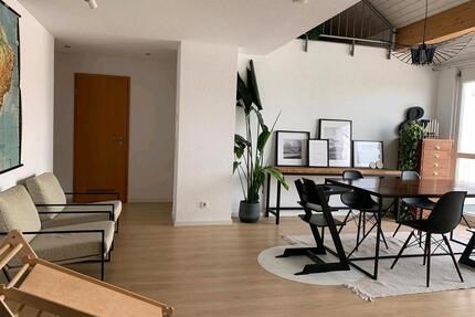 Mietwohnung 3,5 Zimmer mit großer Sonnen-Dachterrasse - Vaihingen an der Enz