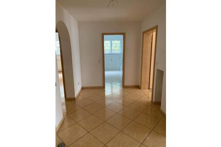 2 Zimmer Wohnung - 850,00&nbsp;EUR Kaltmiete, ca.&nbsp; 75,00&nbsp;m&sup2; in Isny im Allgäu (PLZ: 88316)