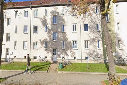 Ruhig wohnen in Jena-Nord: 2 Zimmer (46 m²) mit Einbauküche, EG