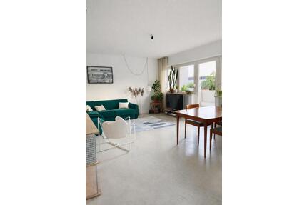 Helle 3-Zimmer Dachgeschosswohnung in München-Obermenzing